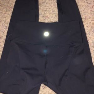 Black Lululemon leggings!